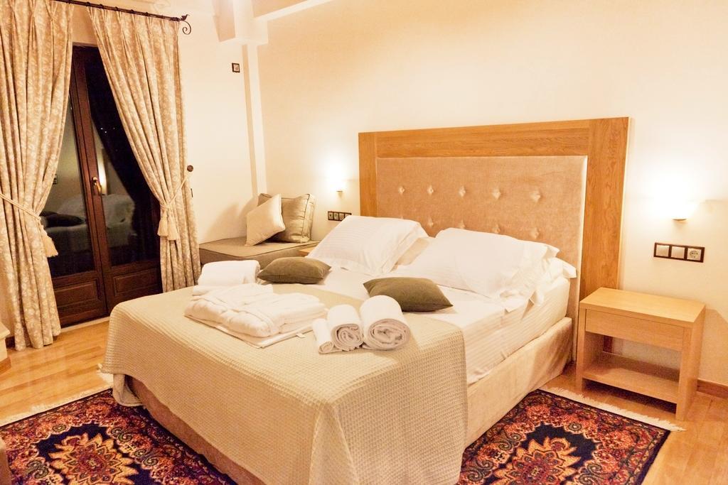 Elova Hotel Zátouna Buitenkant foto